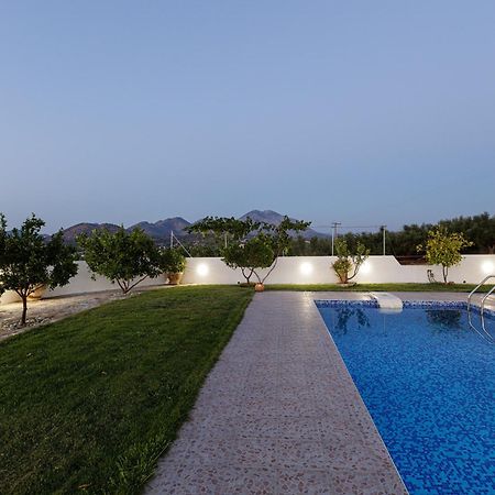 Perama  Marina Villa, A Nature Inspiring Retreat מראה חיצוני תמונה